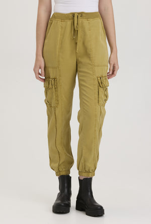 Unleash your inner adventurer with the XCVI Poe drawstring cargo joggers. These stylish and functional pants feature a drawstring waist for a customizable fit and cargo pockets for all your essentials. So comfortable, you'll want to wear them on all your adventures (and maybe even for lounging around the house, we won't judge).