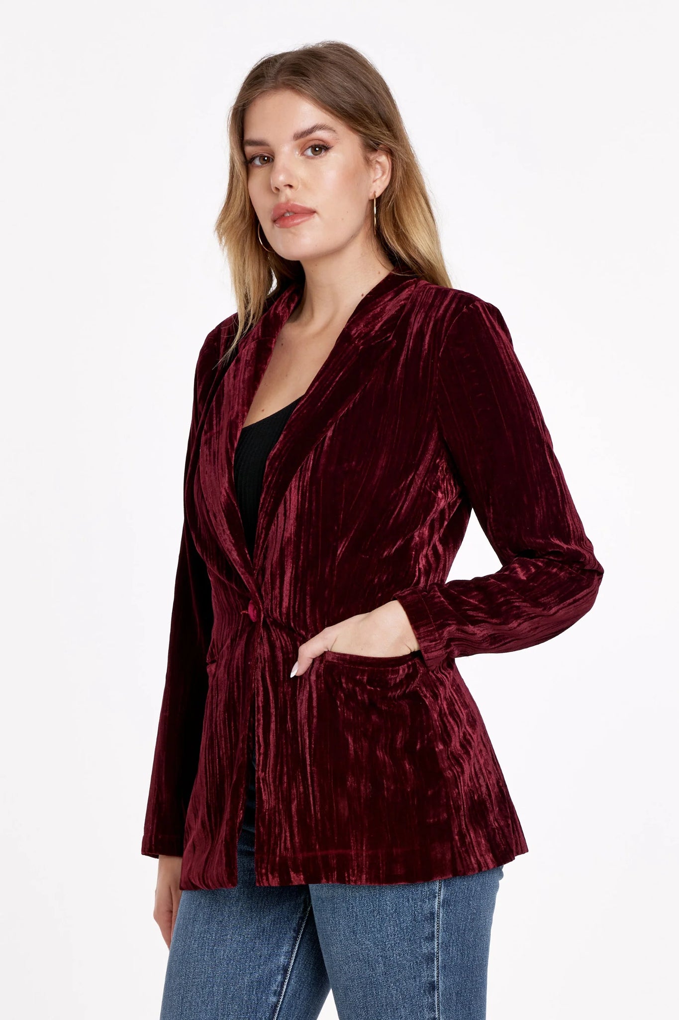 Blazer jacket long sleeve with button closures, patch pockets in crimpled velvet body. Ever versatile, perfect blend of chic or formal with that extra sazz of velvety luxe &amp; shine! Solid color woven on standard fit.