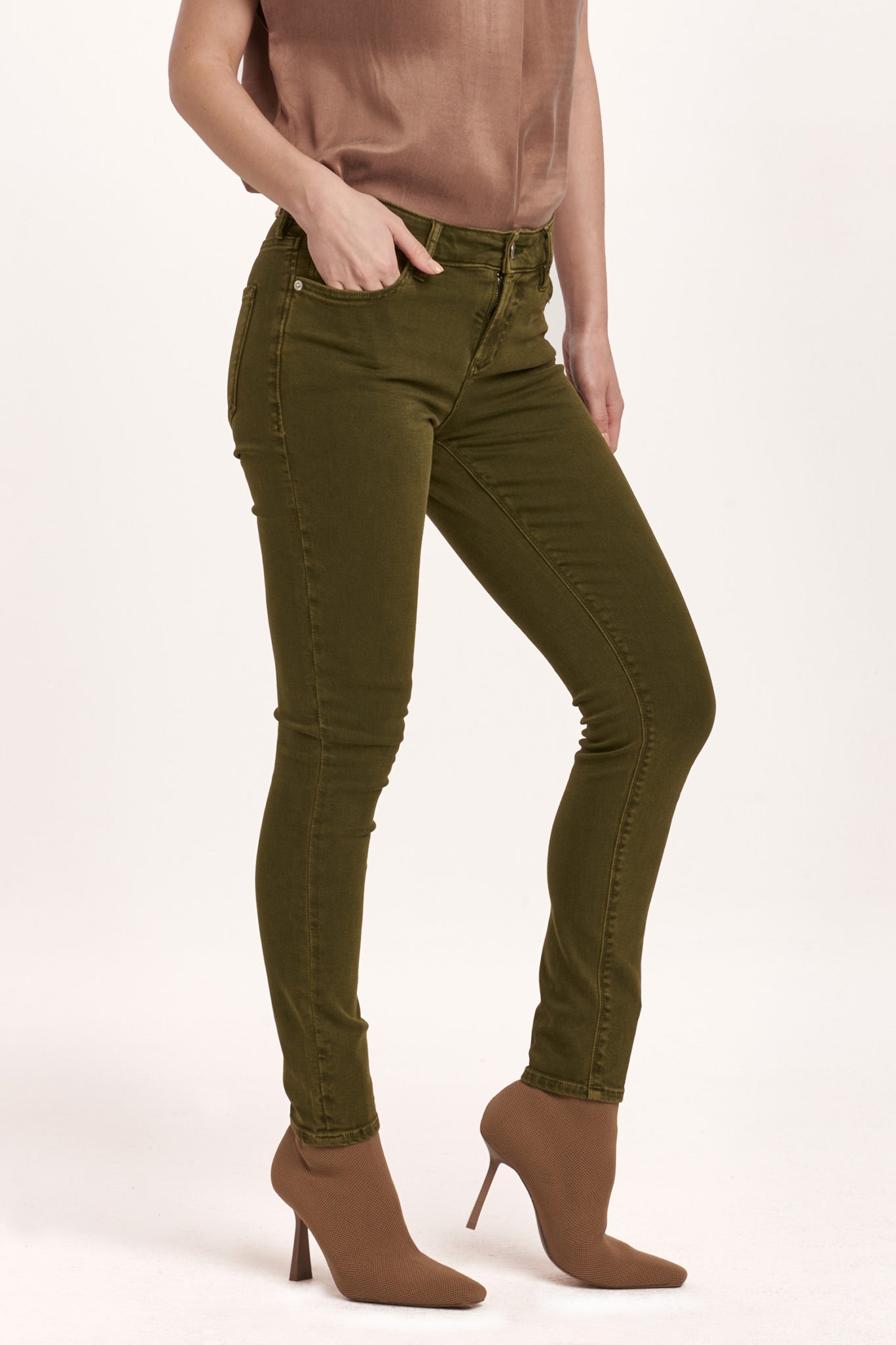 Skinny High Rise Ankle Pant