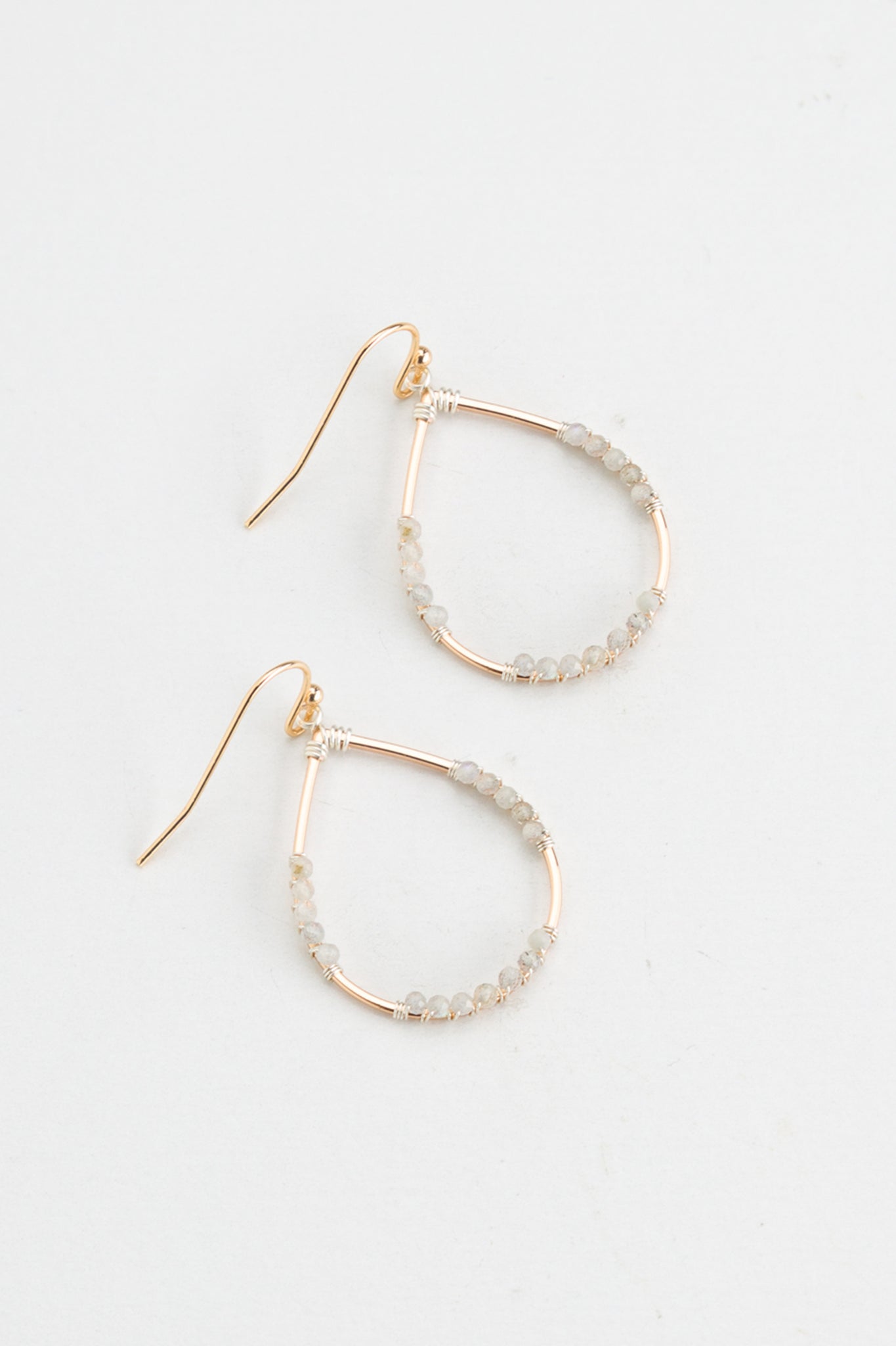 Sparkle the night away with Nakamol's Zola teardrop earrings! With an elegant silhouette and a pop of black spinel stones, these earrings will have you looking dazzling wherever you go. Put 'em on and sizzle like never before!