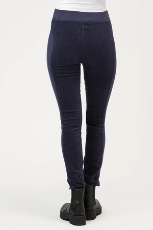 Our most popular long legging - in Stretch Corduroy, is now with a higher rise, and a 2" elastic for a pull-on waist - features ruching on front leg from hem to knee, and jersey inserts on sides for a cozy fit.
