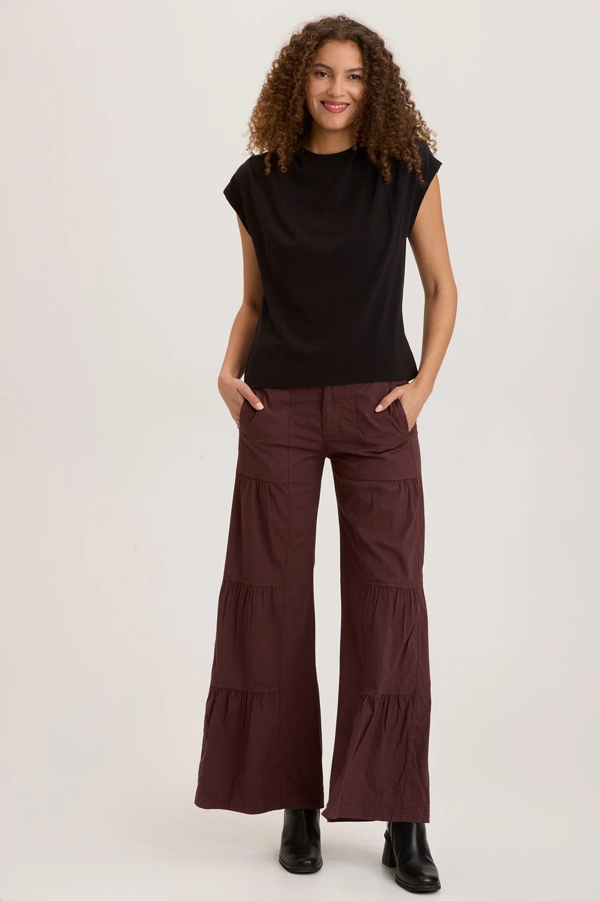 It's back by popular demand: our signature terraced ruched wide leg pant, with a flat drawstring waist, back elastic, zip fly and side seam pockets.