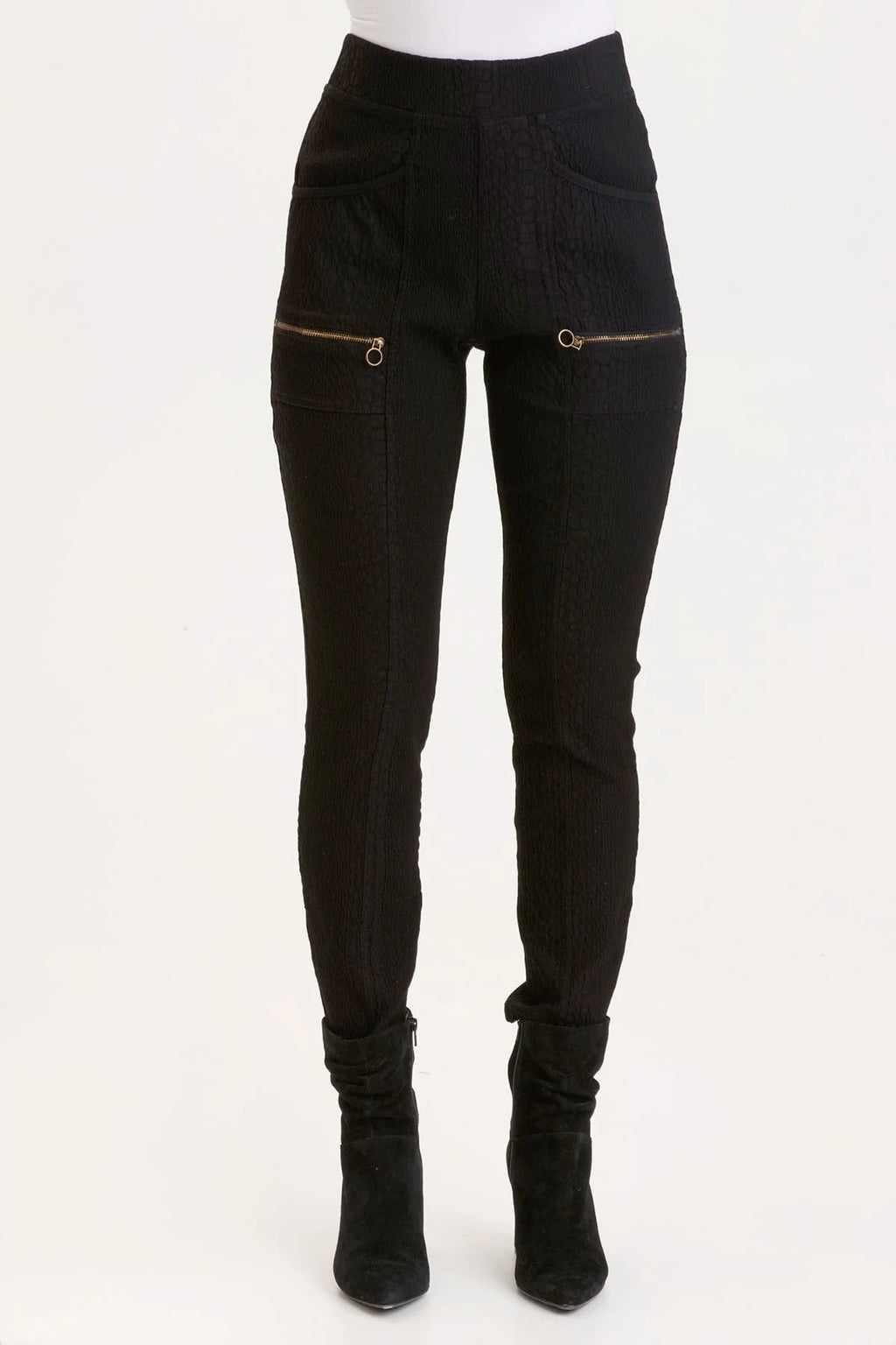 Zippered pockets adorning front pockets and paired with slimming style lines, this skinny legged, pull-on waist legging is ready to rock.