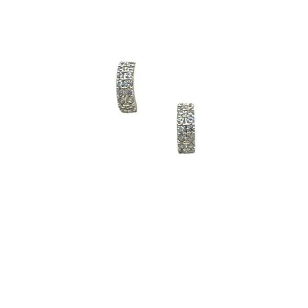 Elevate your ear game with these adorable tiny hoop posts! Sprinkled with dazzling crystals, our Julie earrings add just the right amount of sparkle to any outfit
