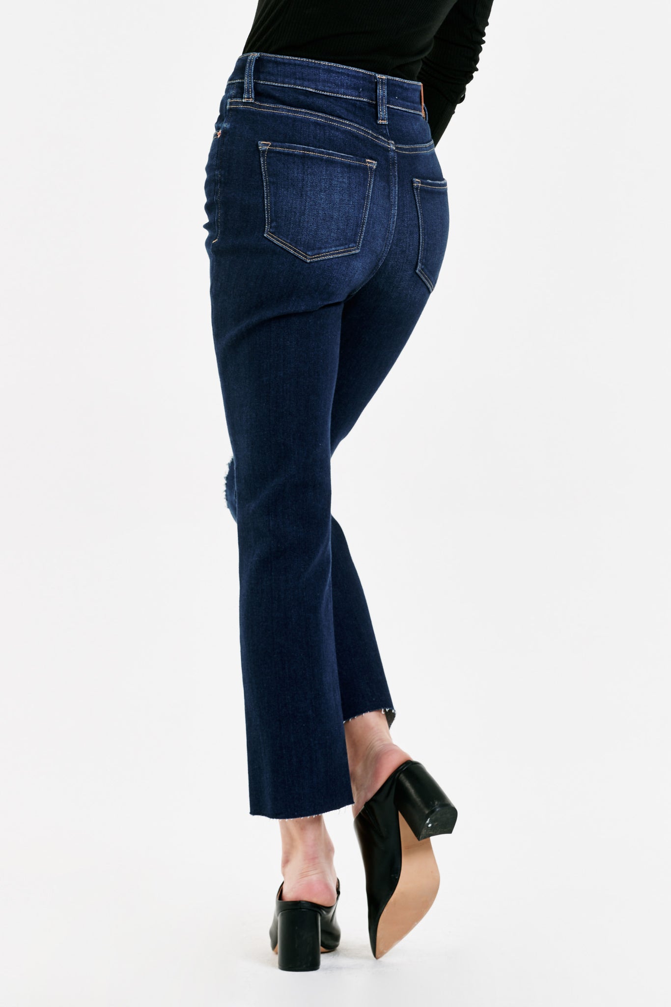 Step out in style with Dear John | Frankie! This stylish pair of straight deconstructed jeans features a frayed hem, perfect for an edgy and casual look. Add a trendy twist to your style with these must-have jeans!