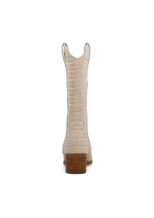 The perfect transitional piece to pair with all your raffia accessories. JENAH is crafted with raffia and leather throughout, blending laid-back boho vibes with a hint of western flair. With a 2.2-inch leather heel and our signature MIA footbed, this boot is a no-brainer for concerts and music festivals.