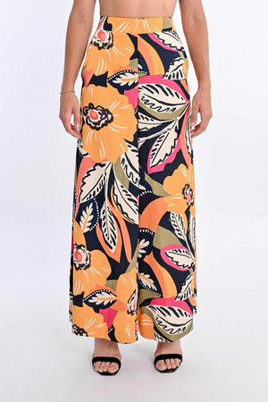 Ditch the basic jeans and elevate your look with the Molly Bracken | Nassau pants. These wide, printed pants not only offer a statement look, but also provide comfort with a high, elasticated waist. Plus, the side pockets add functionality without compromising style. Make a bold fashion statement today!