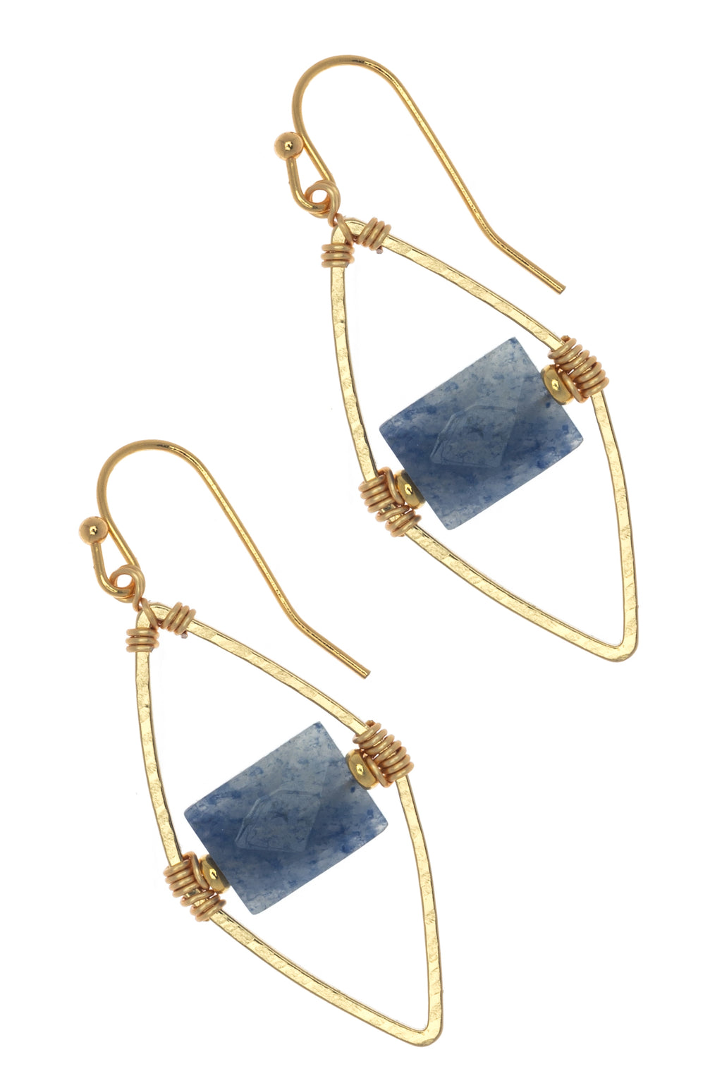 Add a pop of color and sparkle with these playful Nakamol San Juan earrings, featuring a vibrant lapis stone set right in the center of a dazzling diamond-shaped frame. Perfect for brightening up any outfit with a touch of fun and elegance!