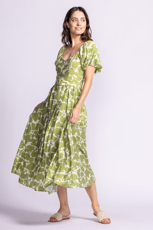 Unleash your playful side in the Pink Martini | Rachel floral maxi dress. This flowy number is perfect for any occasion, bringing both fun and elegance to your wardrobe. With its gorgeous floral design, you'll turn heads and feel confident all day long. Time to bloom!