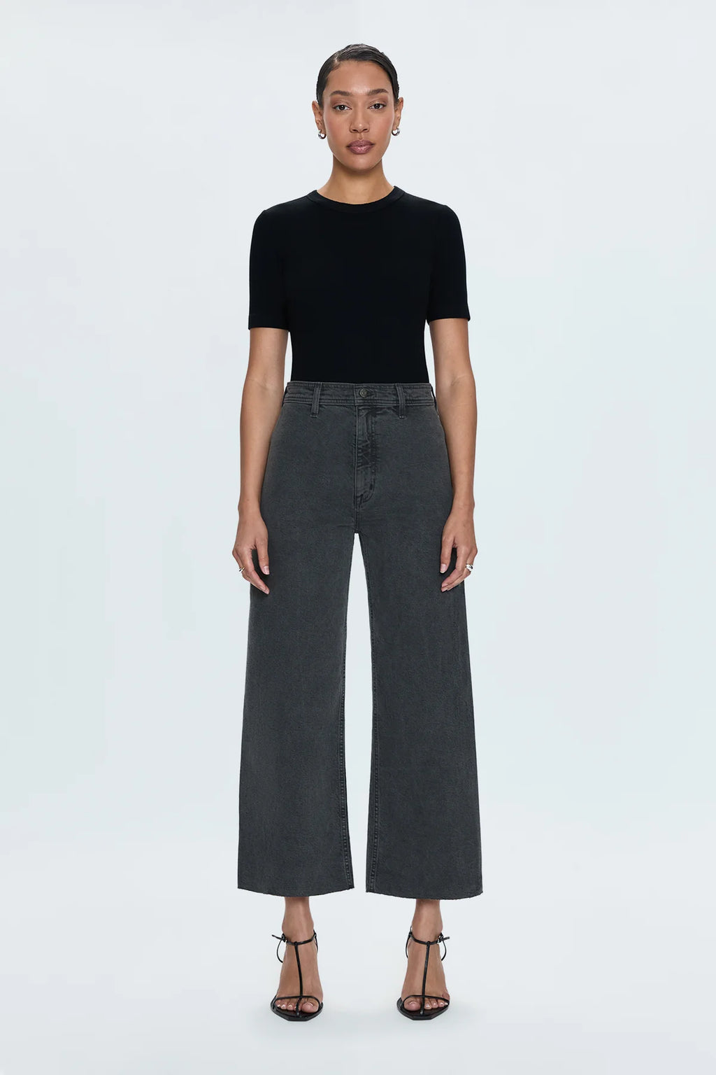 High rise waist, with a wide leg silhouette and a cropped, ankle length hemline.Crafted from our signature comfort stretch denim, with a double stitched waistline and scissor cut hems.