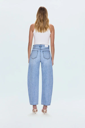 Meet Wes in Gaze, your new go-to for a modern, refined denim look. These jeans feature a flattering high-rise waist and a full-length 30" inseam, leading to a stylish barrel leg silhouette