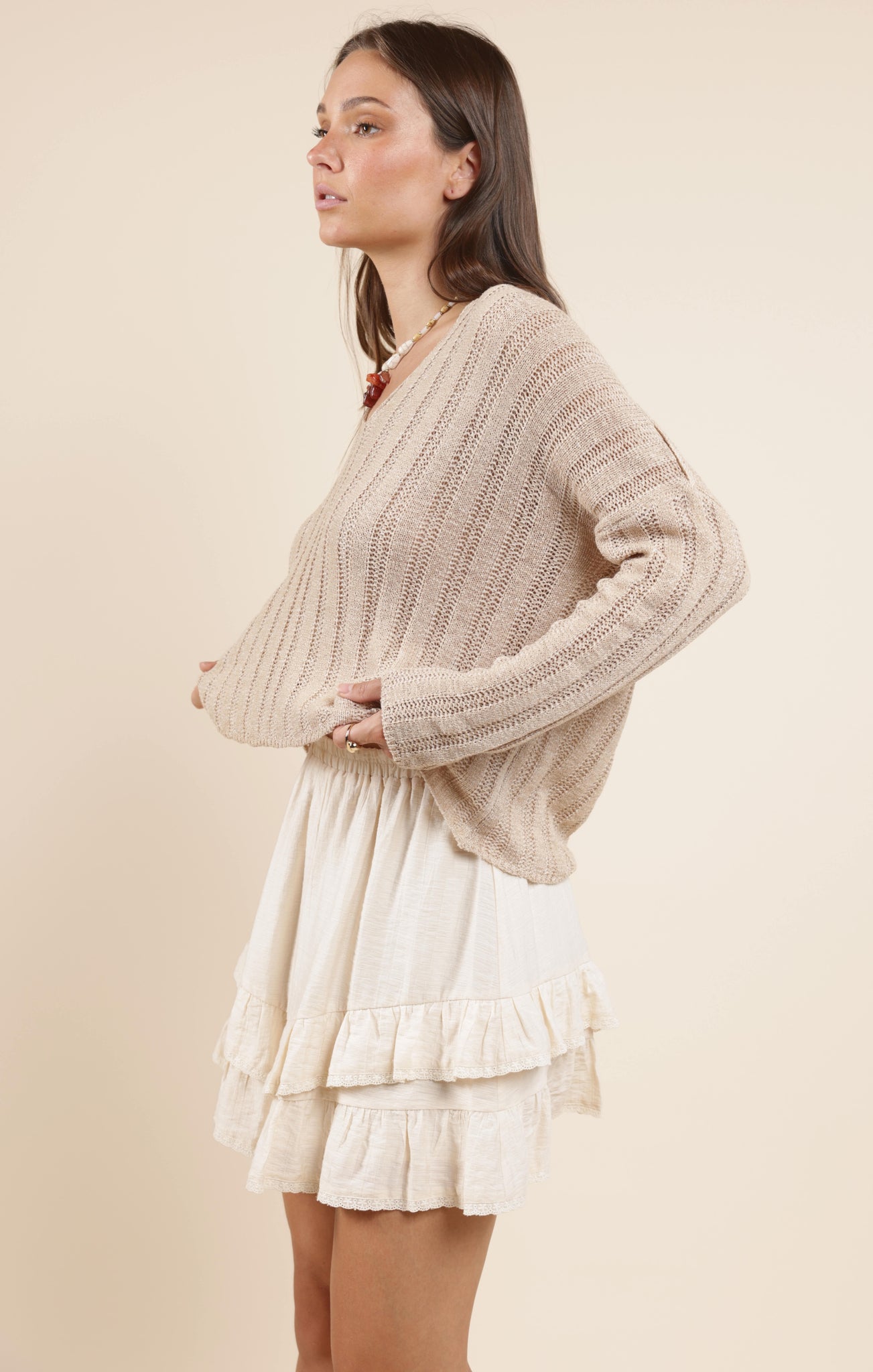Cozy up in the Sadie & Sage Devon sweater, featuring a charming wide rib knit that adds texture and warmth. Perfect for layering or wearing solo, this playful piece brings a fun twist to your casual wardrobe while keeping you snug all day long.