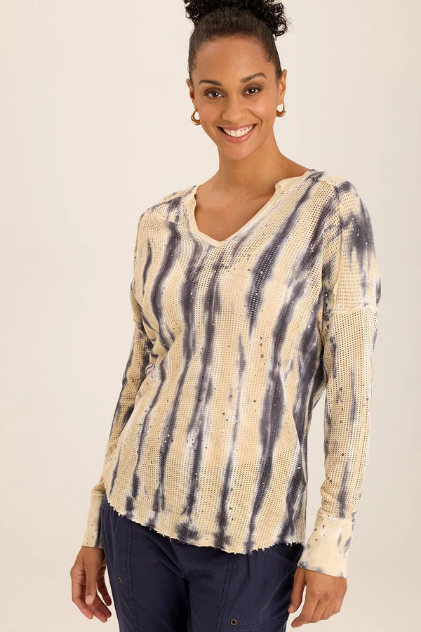 An exaggerated V-neck teams up with a drop shoulder look in our latest sweatshirt-like pullover. An airy mesh and rib details make Bullock oh-so-comfy and classy!
