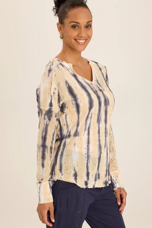 An exaggerated V-neck teams up with a drop shoulder look in our latest sweatshirt-like pullover. An airy mesh and rib details make Bullock oh-so-comfy and classy!