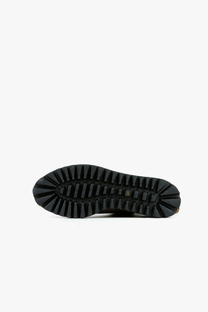 All Black | Flatform Stud